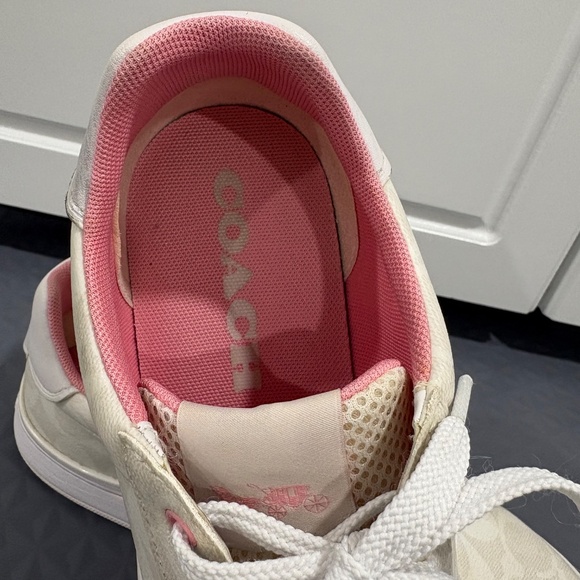 Coach white and pink sneaker - Picture 5 of 7